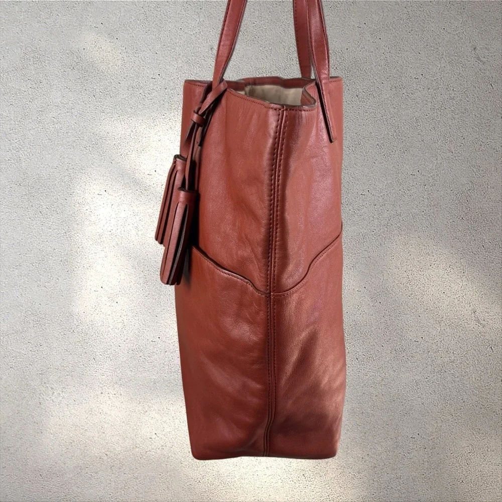 Coach 26461 Legacy Turnlock Leather Handbag Tote Bag Tassel Brown EUC - Picture 4 of 8